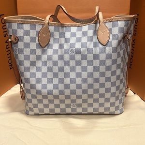 Louis Vuitton Neverfull Azure MM